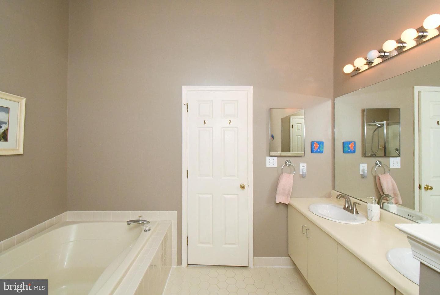 304 Pimlico Way photo 32