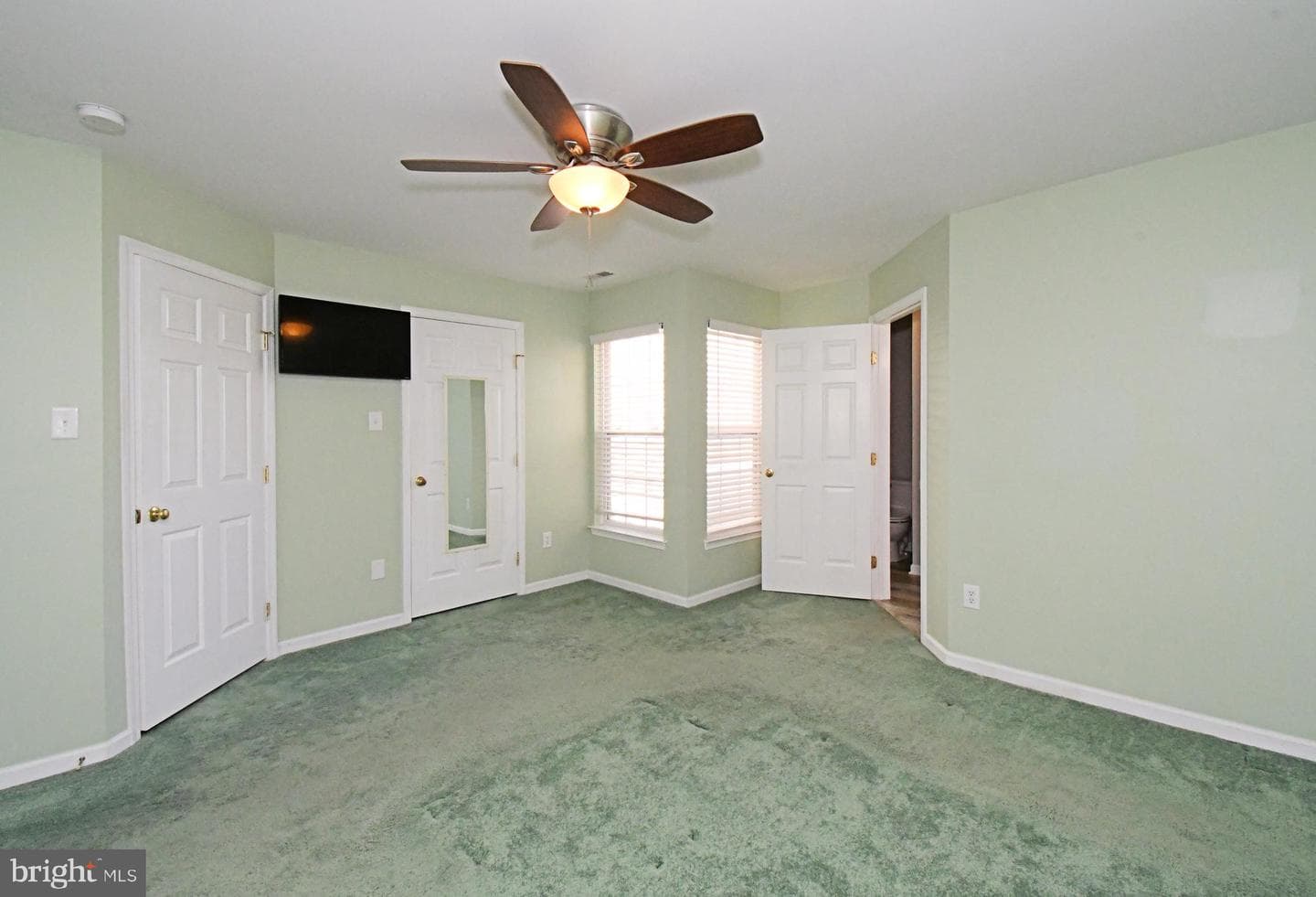 402 Jene Court photo 33
