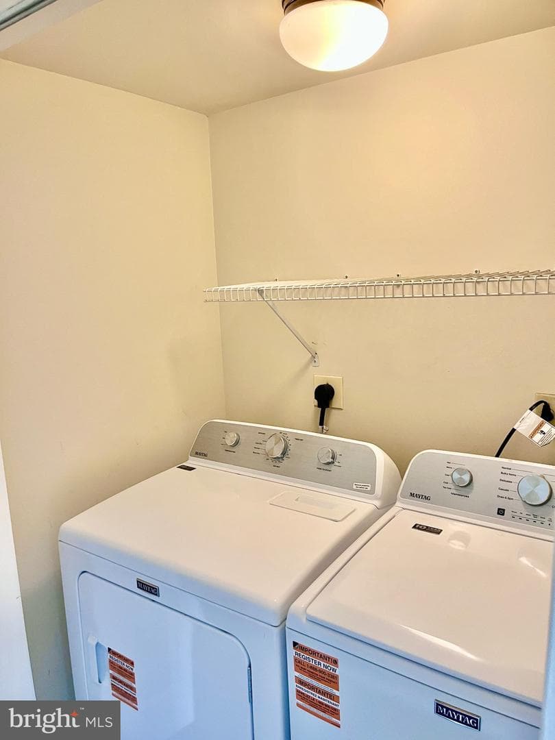 4253 Red Oak Court photo 12