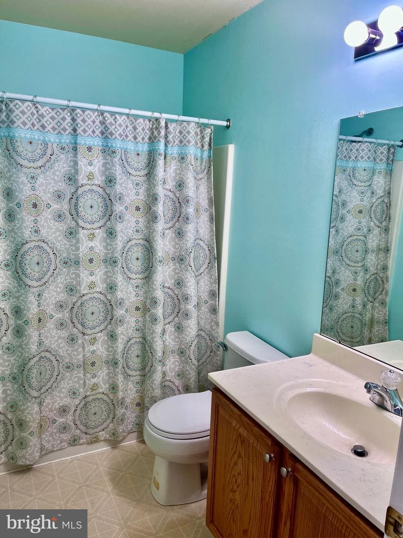 4253 Red Oak Court photo 26