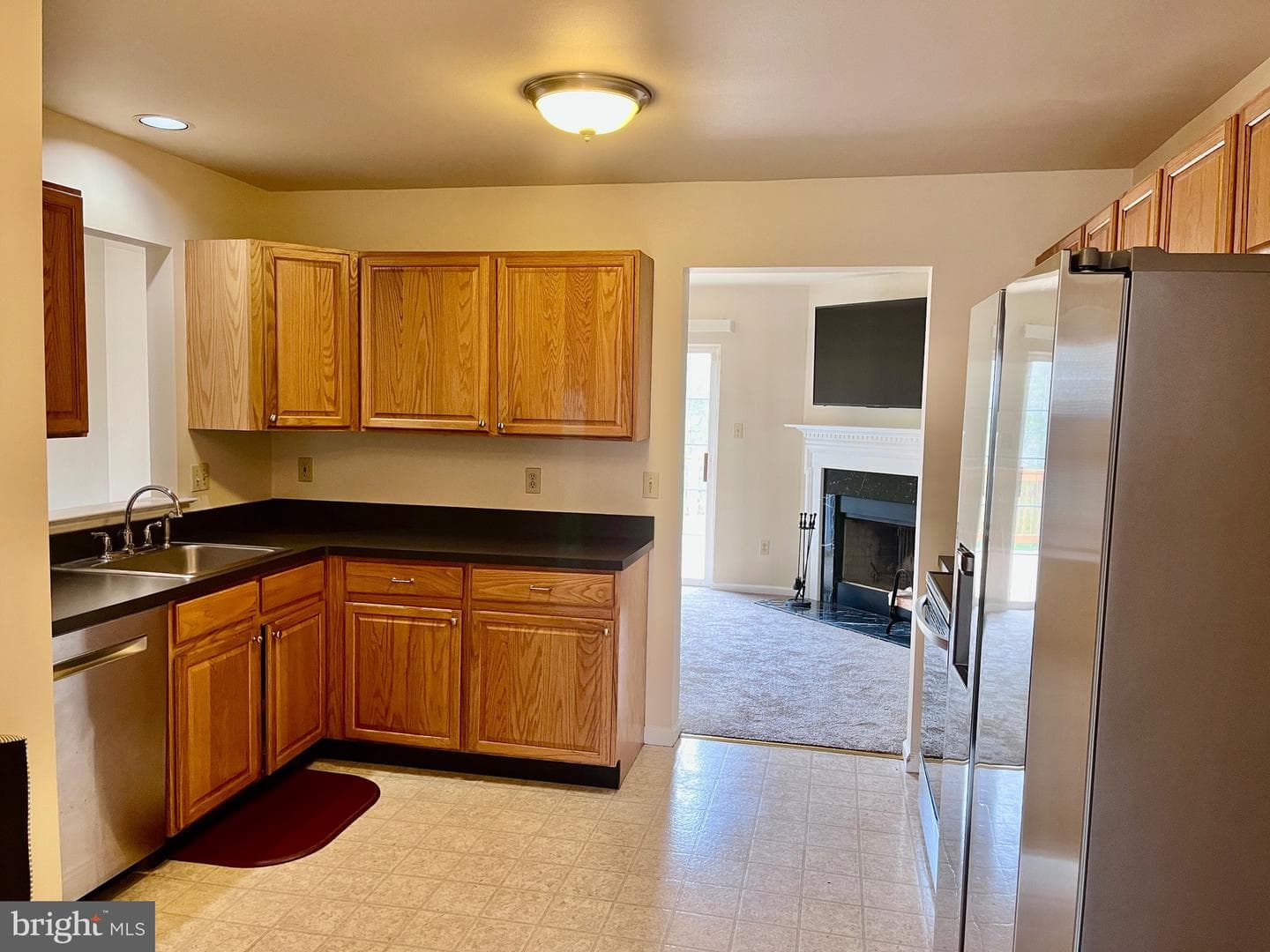 4253 Red Oak Court photo 7