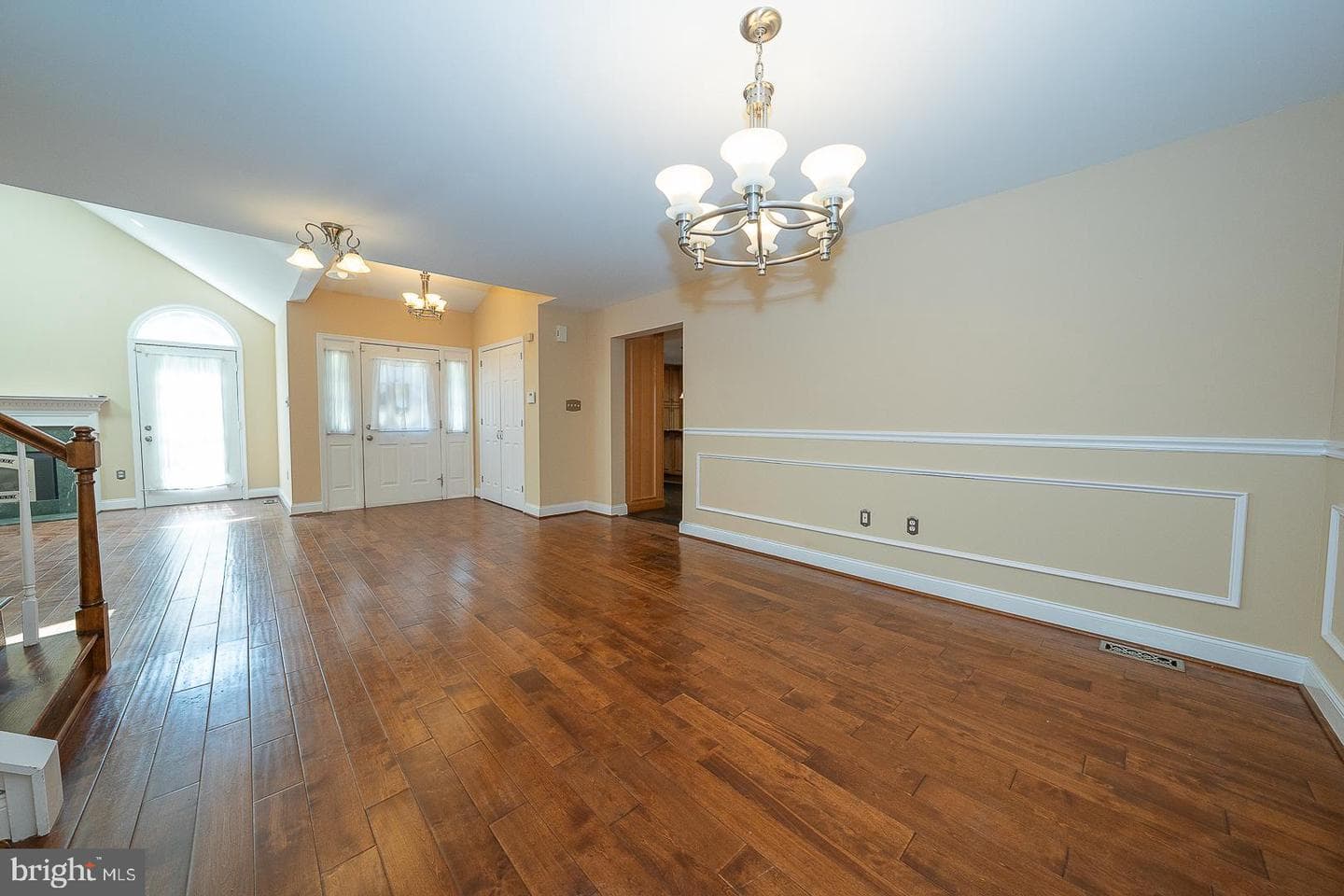 9315 Eagle View Drive photo 17