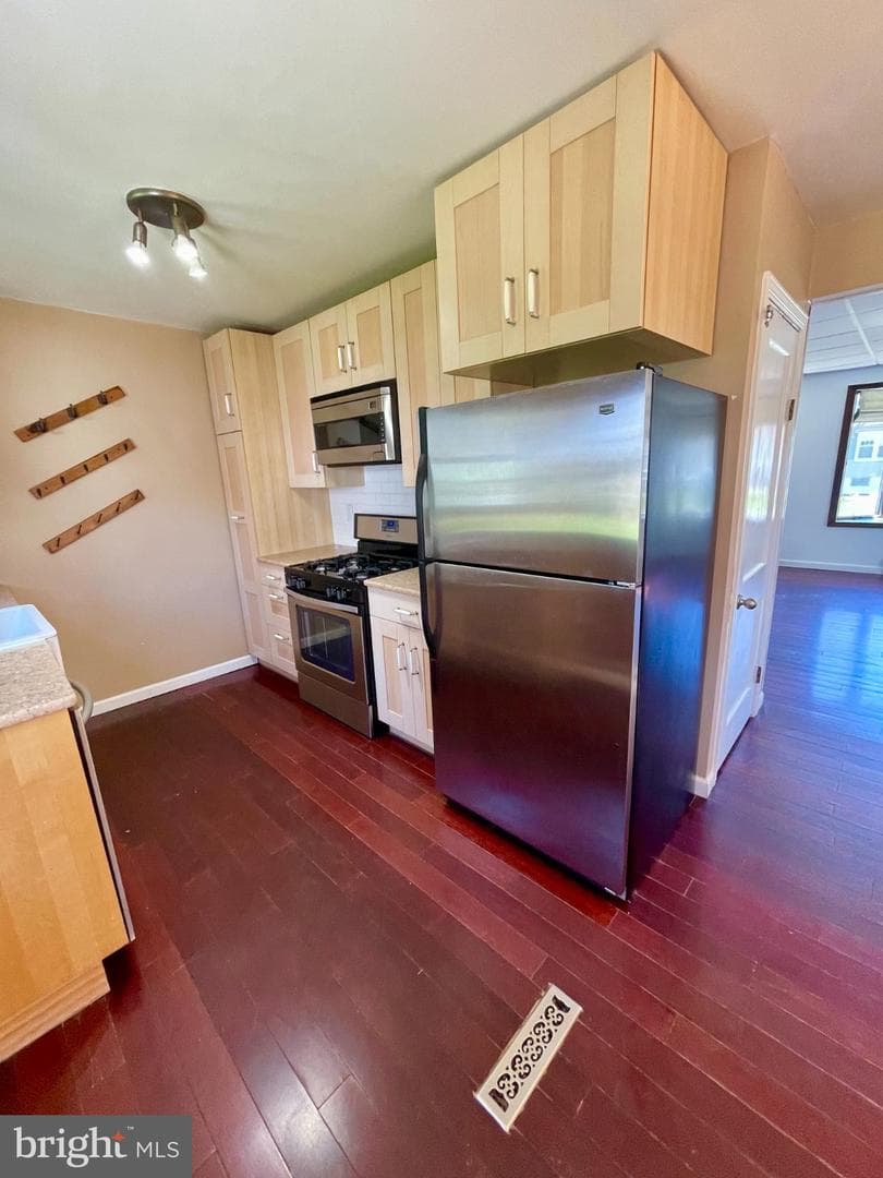436 Penn Avenue photo 8