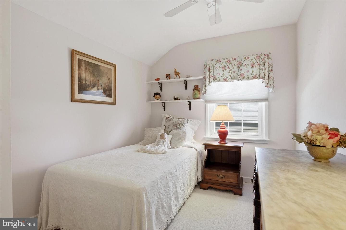 552 School House Lane photo 21