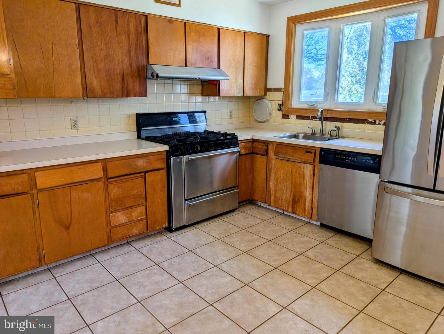 3464 Hillcroft Road photo 10