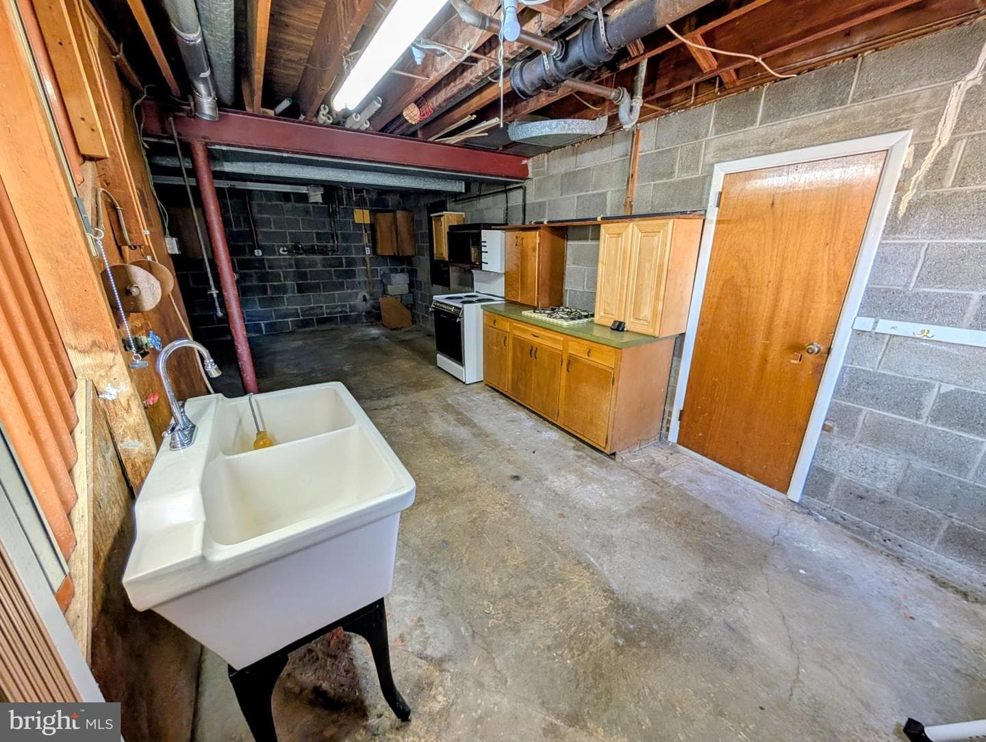 3464 Hillcroft Road photo 11