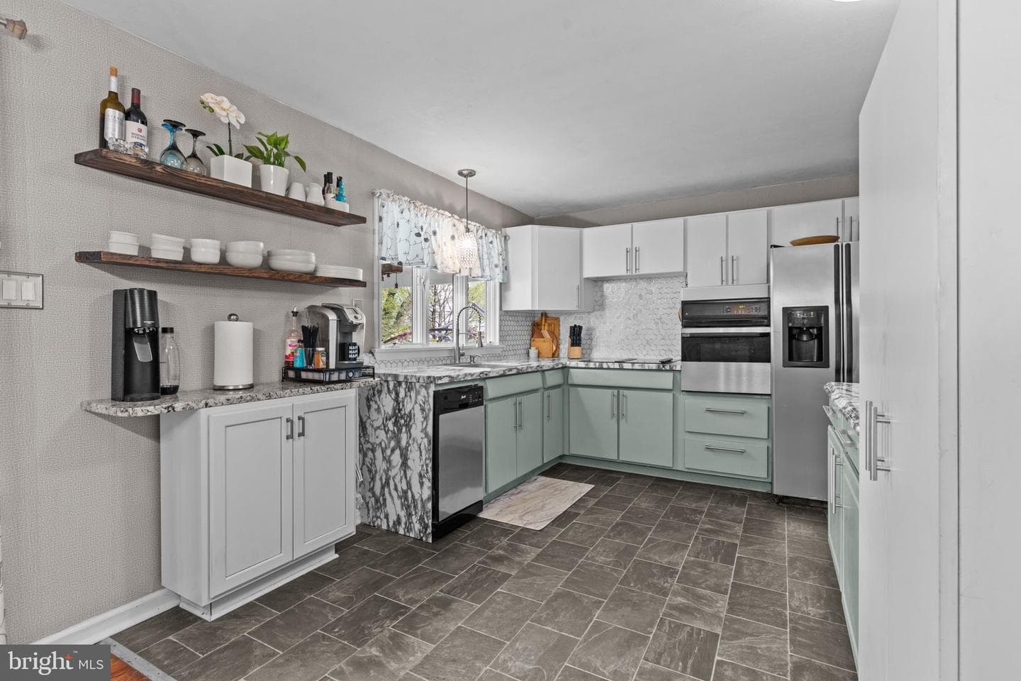 106 Holly Drive photo 15