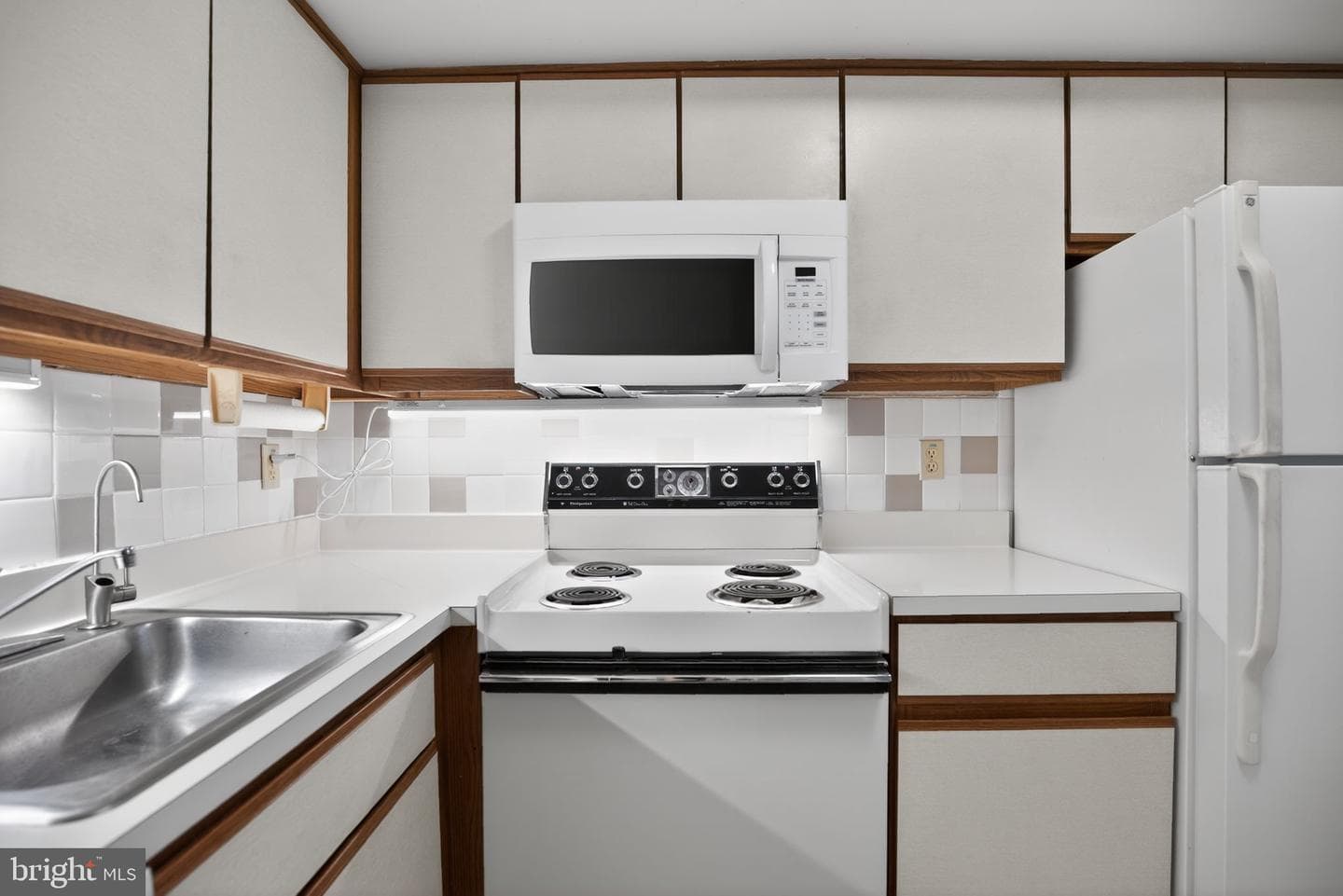 111 Hampstead Drive #111 photo 13