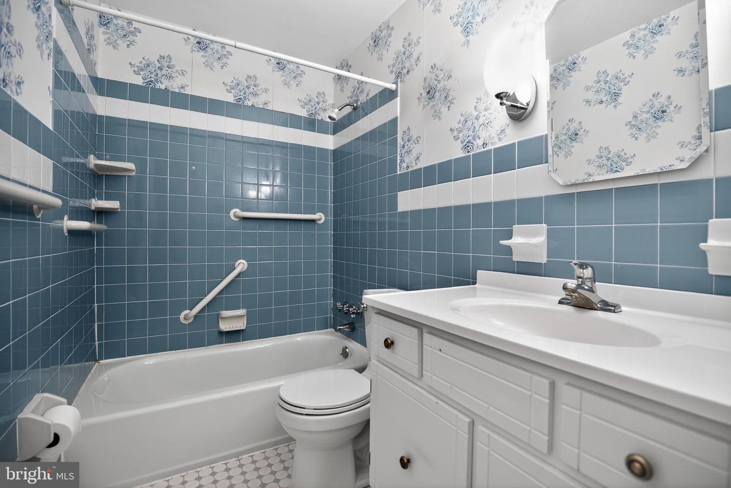 111 Hampstead Drive #111 photo 22
