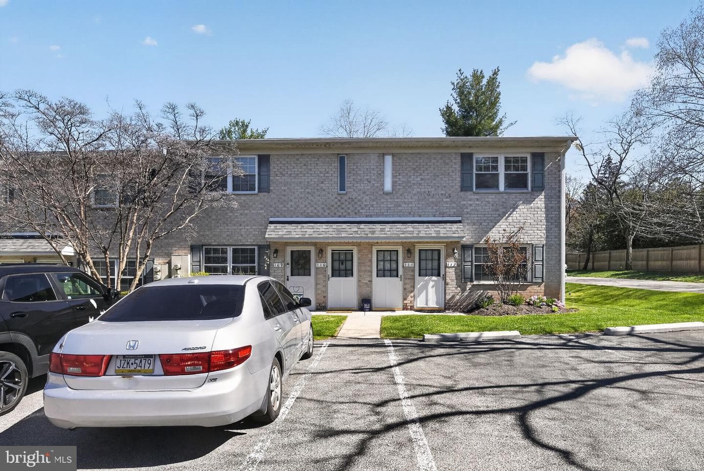 111 Hampstead Drive #111 photo 5