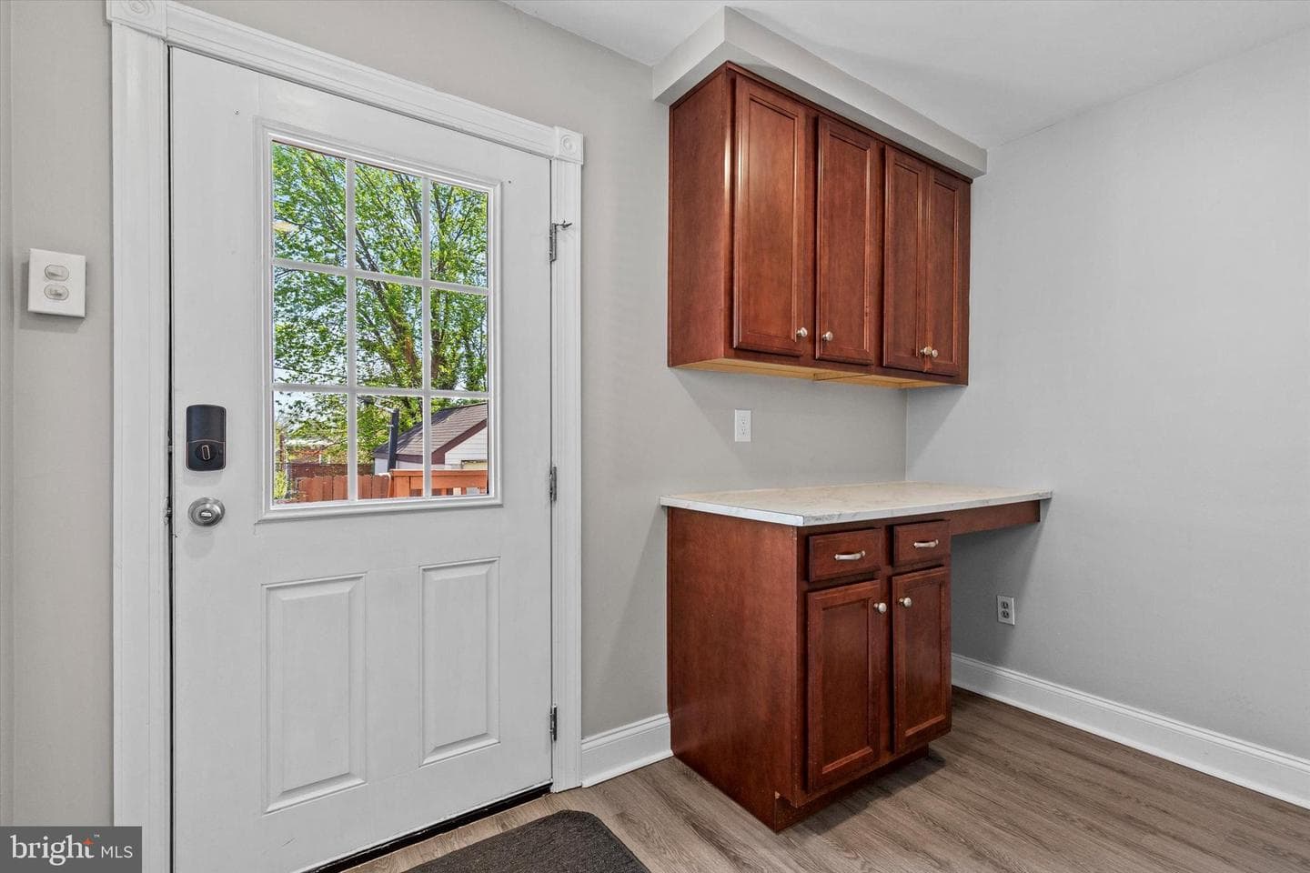 218 Forrest Avenue photo 13