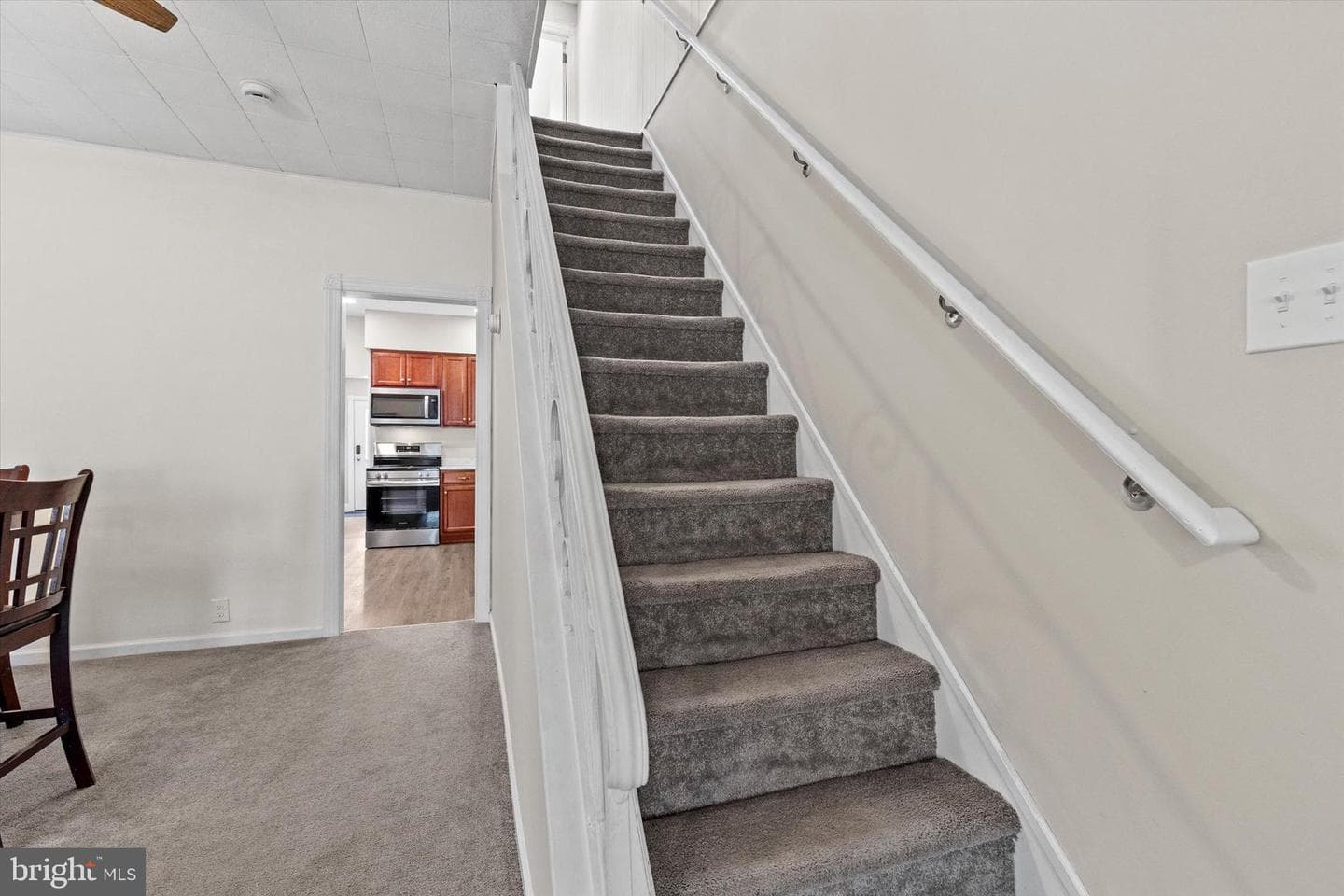 218 Forrest Avenue photo 15