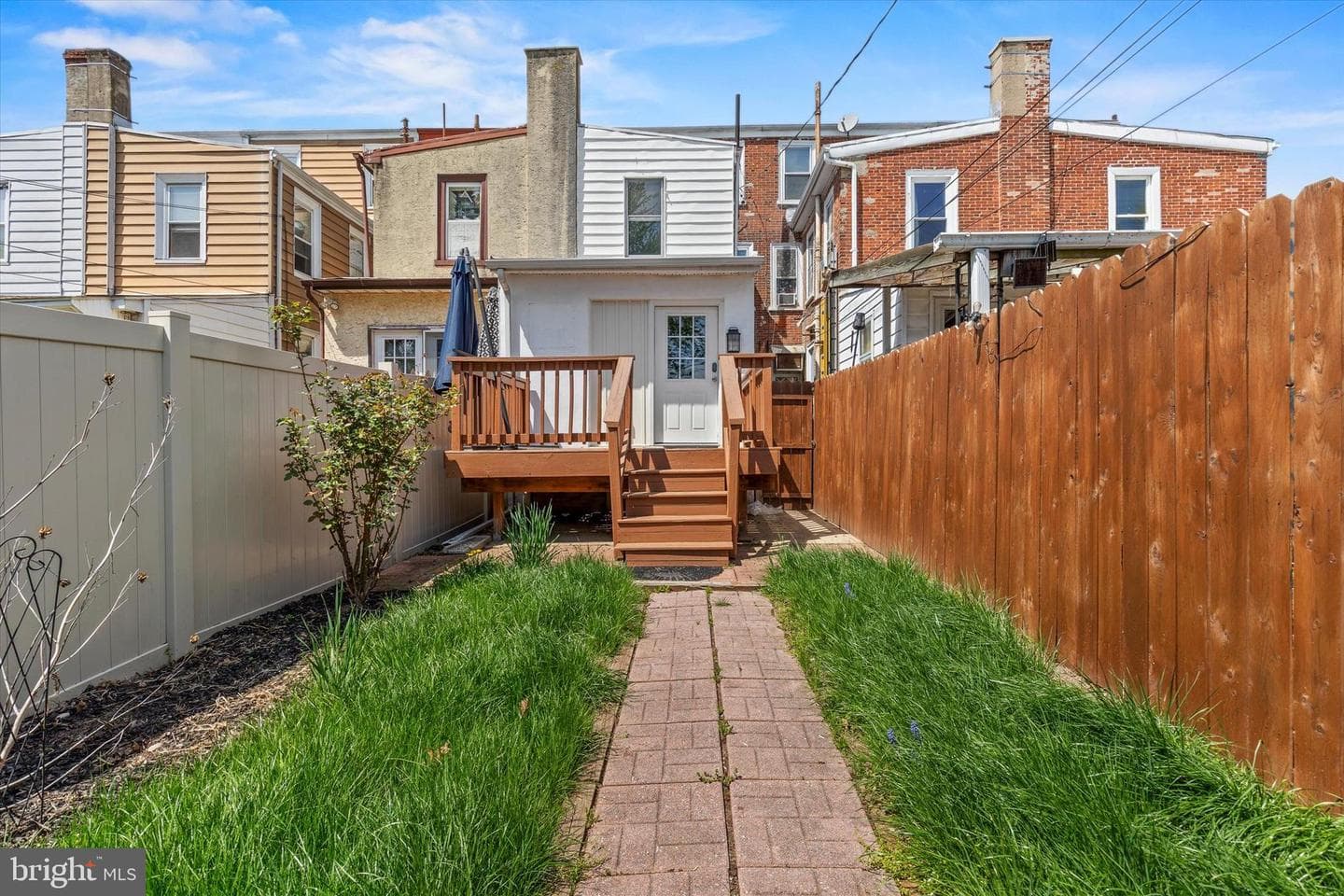 218 Forrest Avenue photo 31