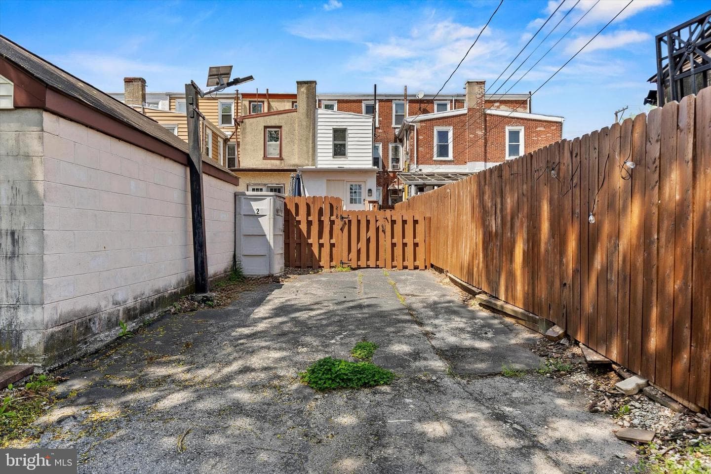 218 Forrest Avenue photo 32