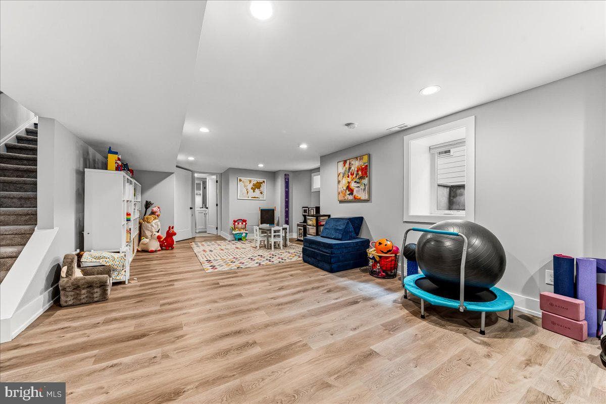 308 Chestnut Avenue photo 46