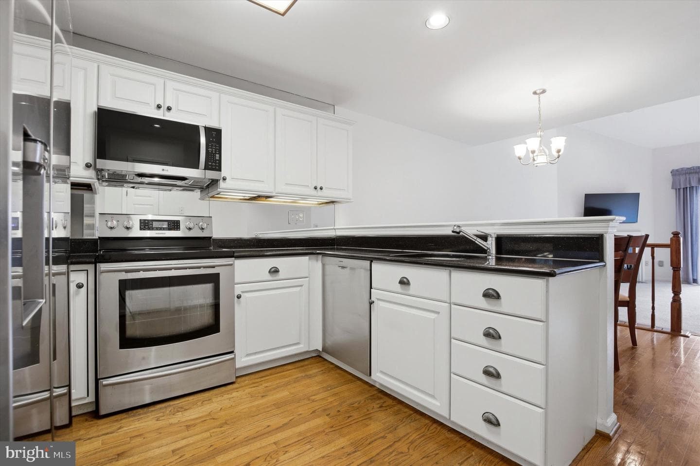 199 Pinecrest Lane photo 8