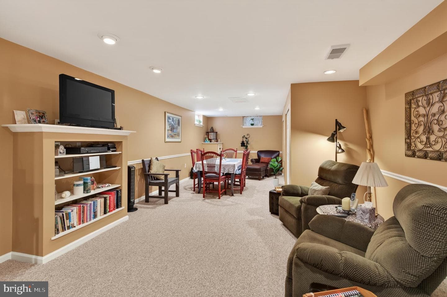 192 Providence Lane photo 45