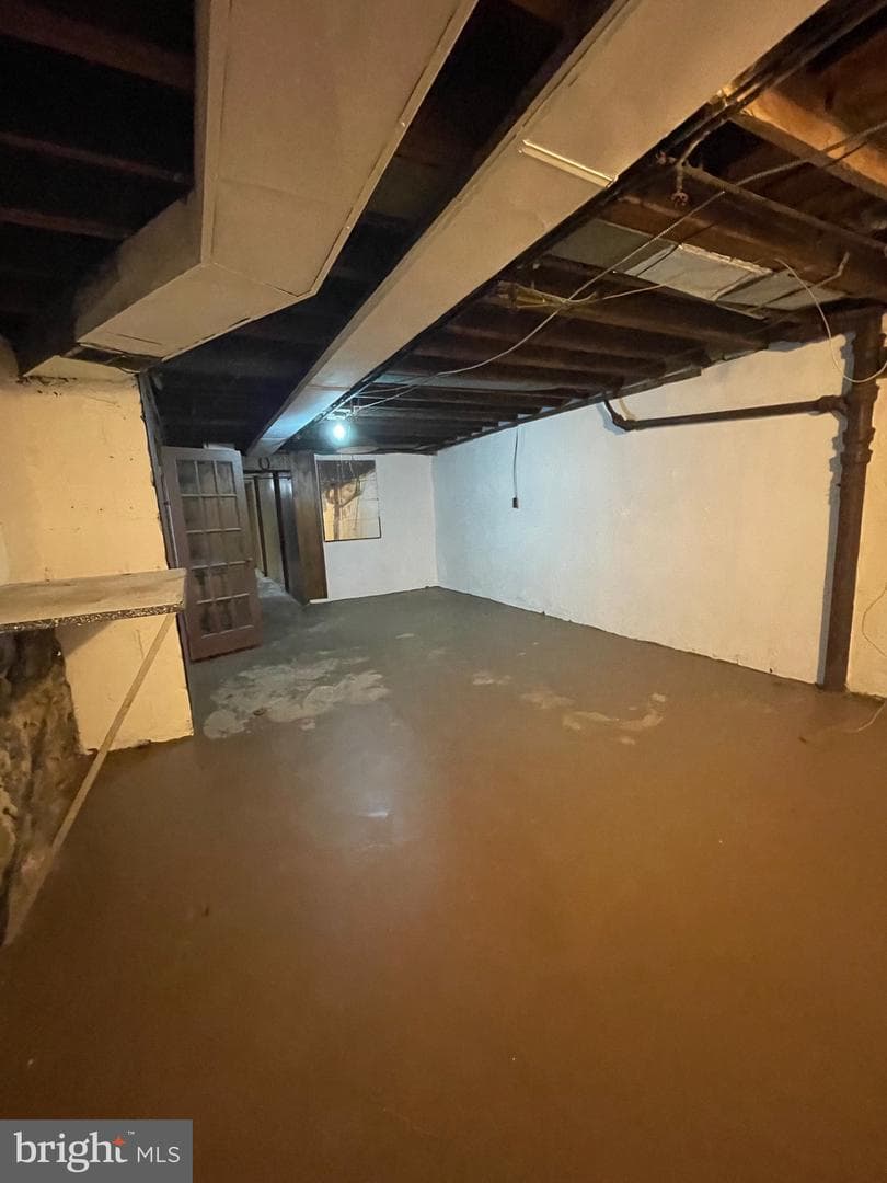 119 Robbins Avenue photo 48