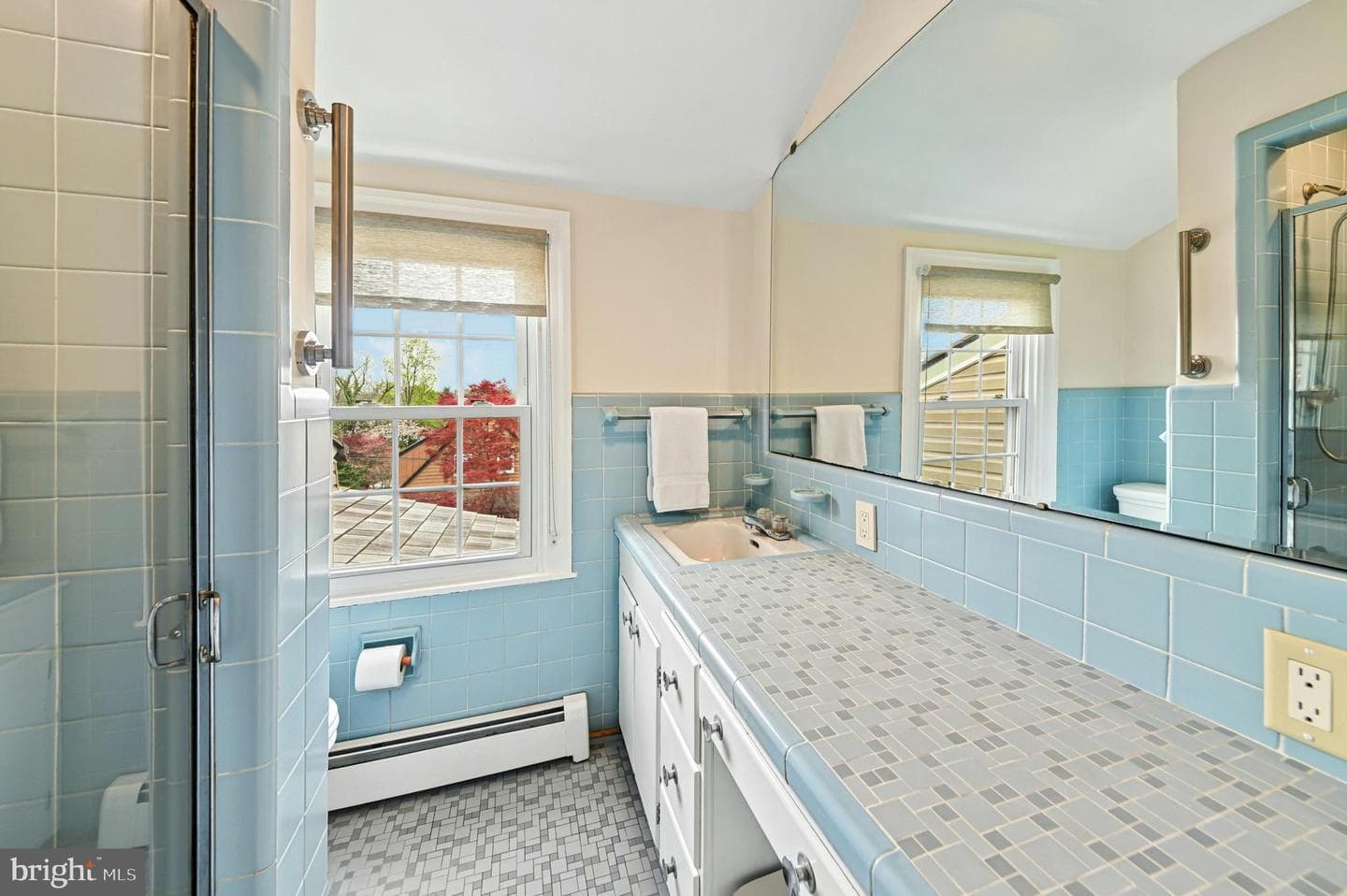 2301 Coles Boulevard photo 18