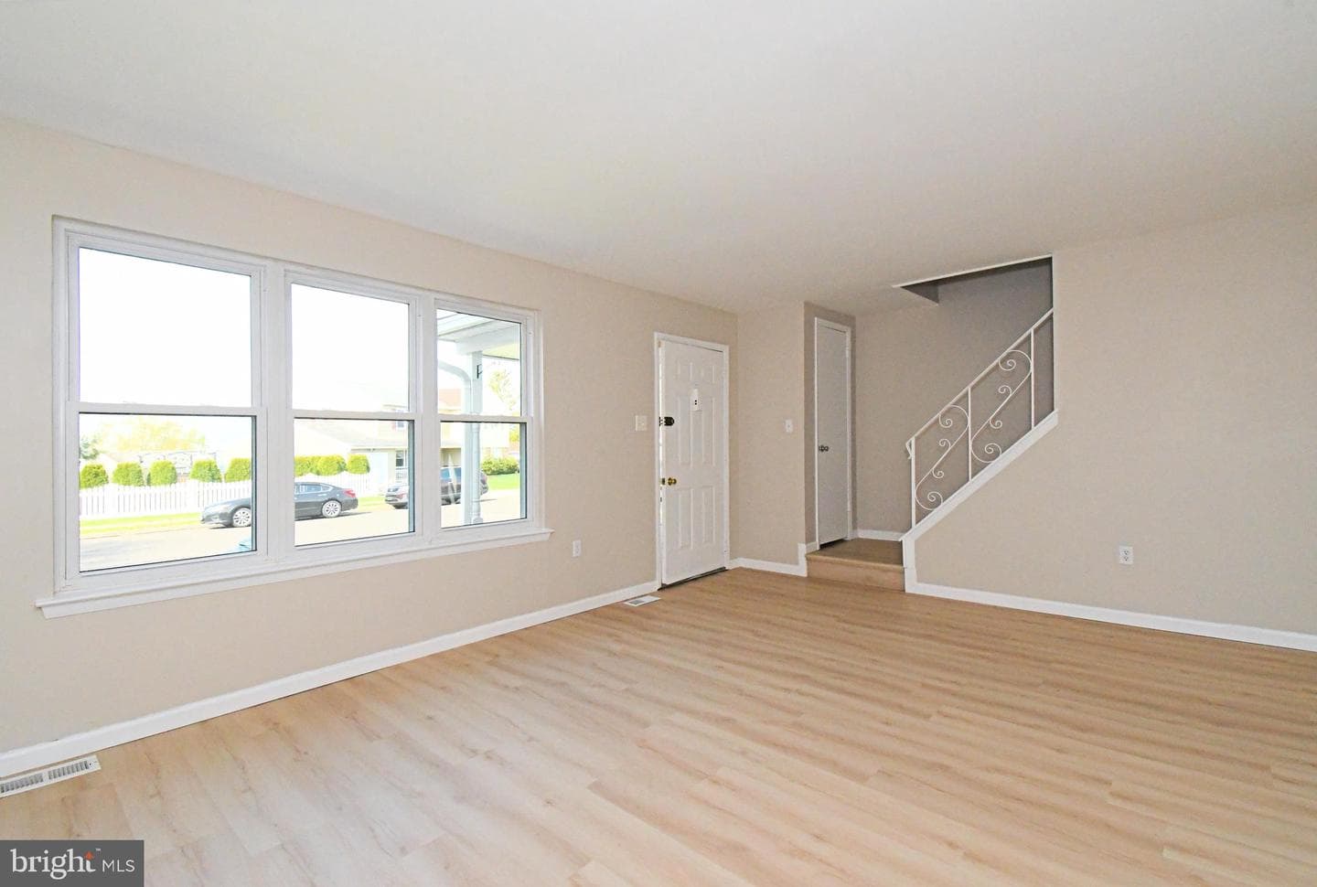 2821 N Ford Drive photo 3