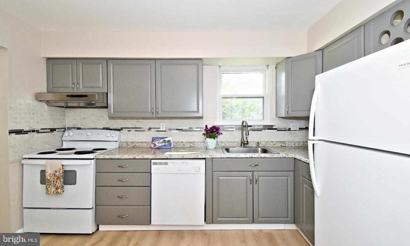 2821 N Ford Drive photo 9