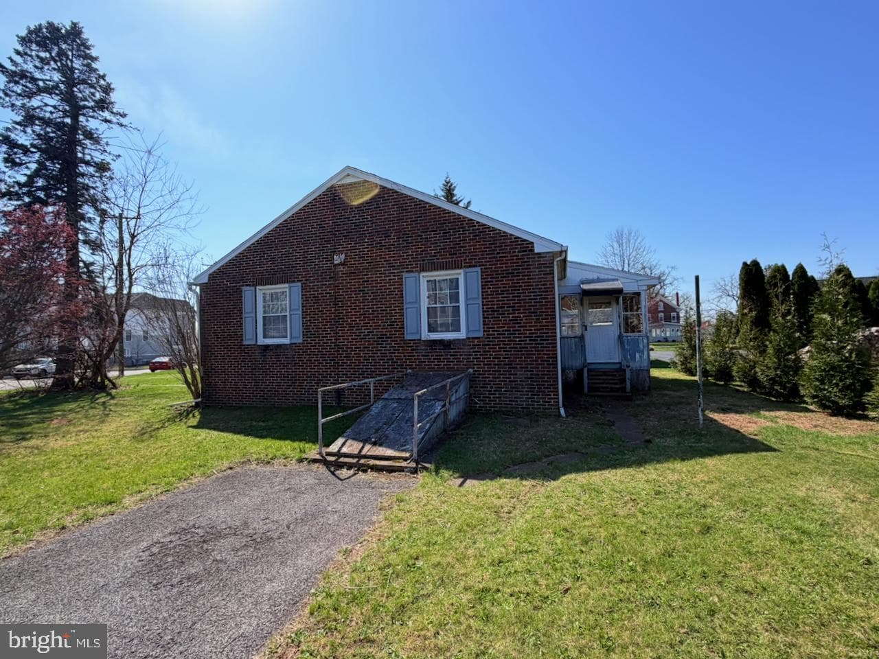 318 Chestnut Street photo 25