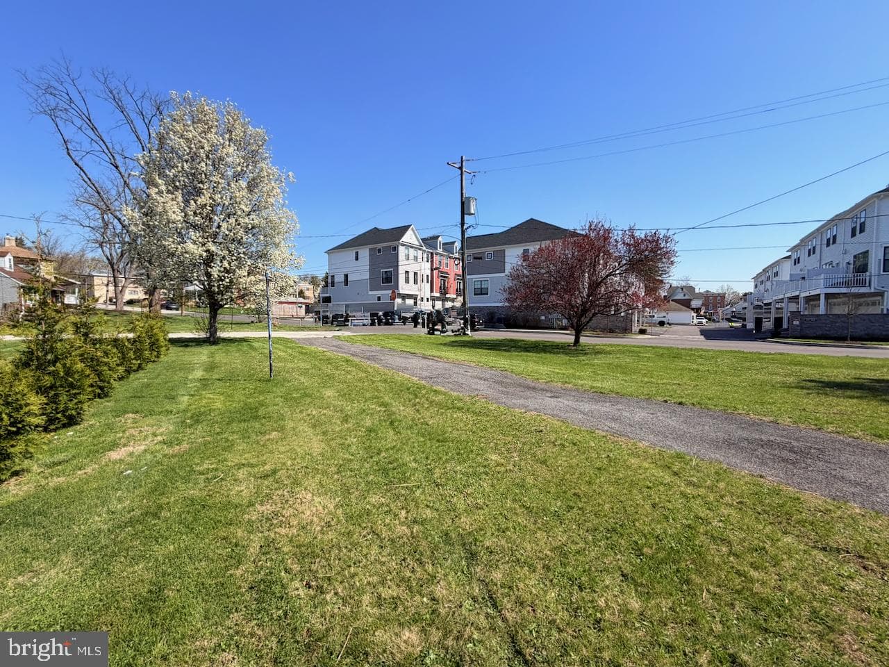 318 Chestnut Street photo 27