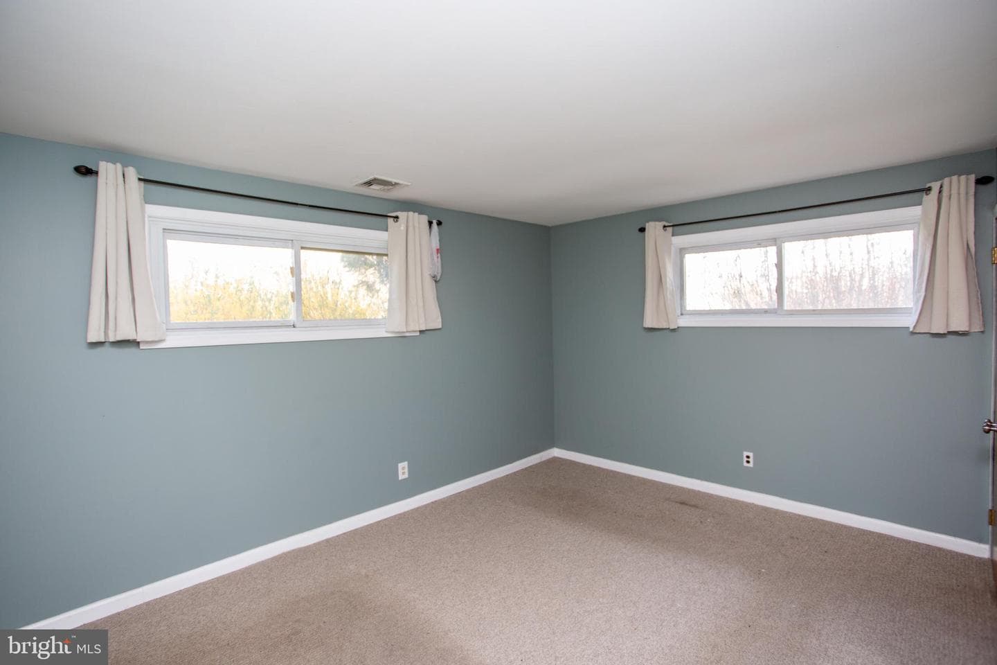 2114 Chestnut photo 15