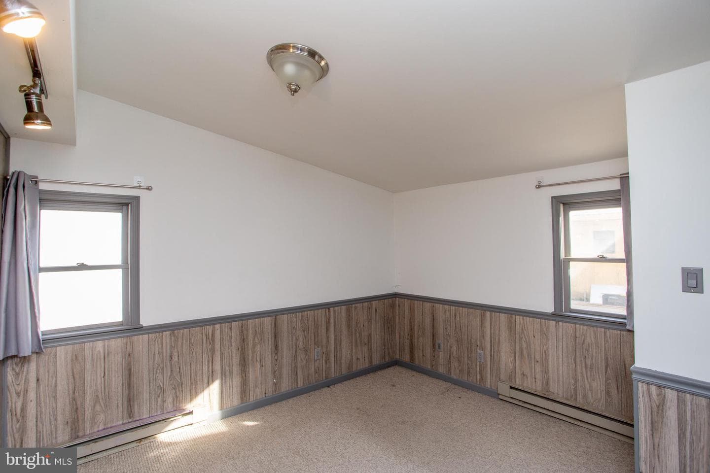 2114 Chestnut photo 23