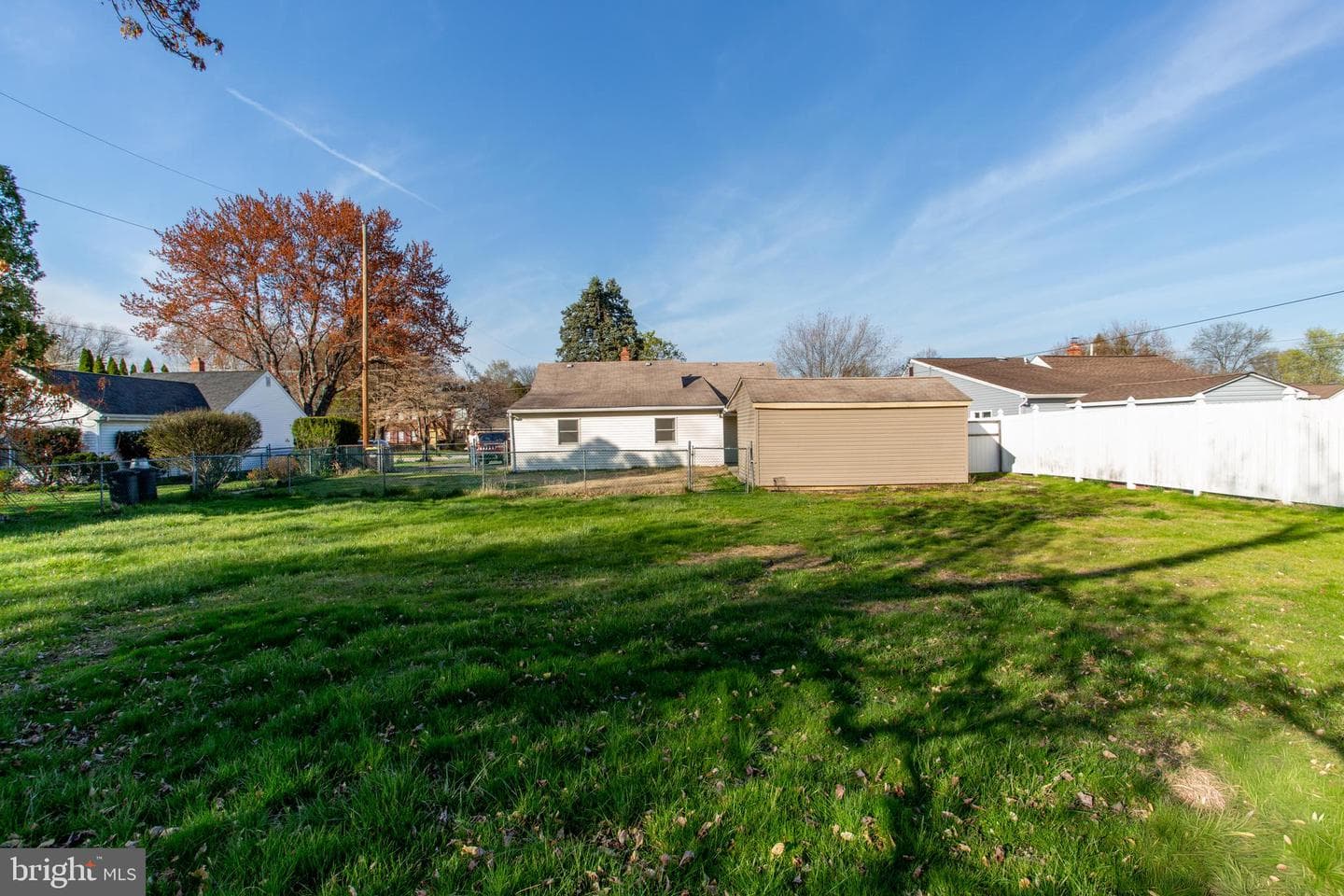 2114 Chestnut photo 32