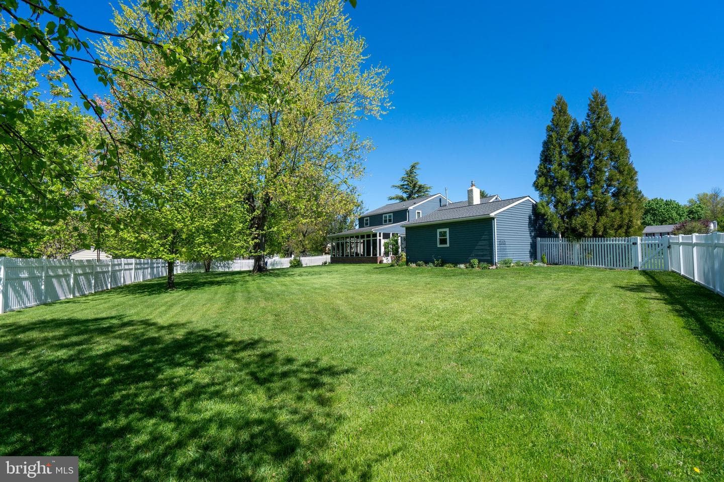 107 Hemlock Drive photo 52