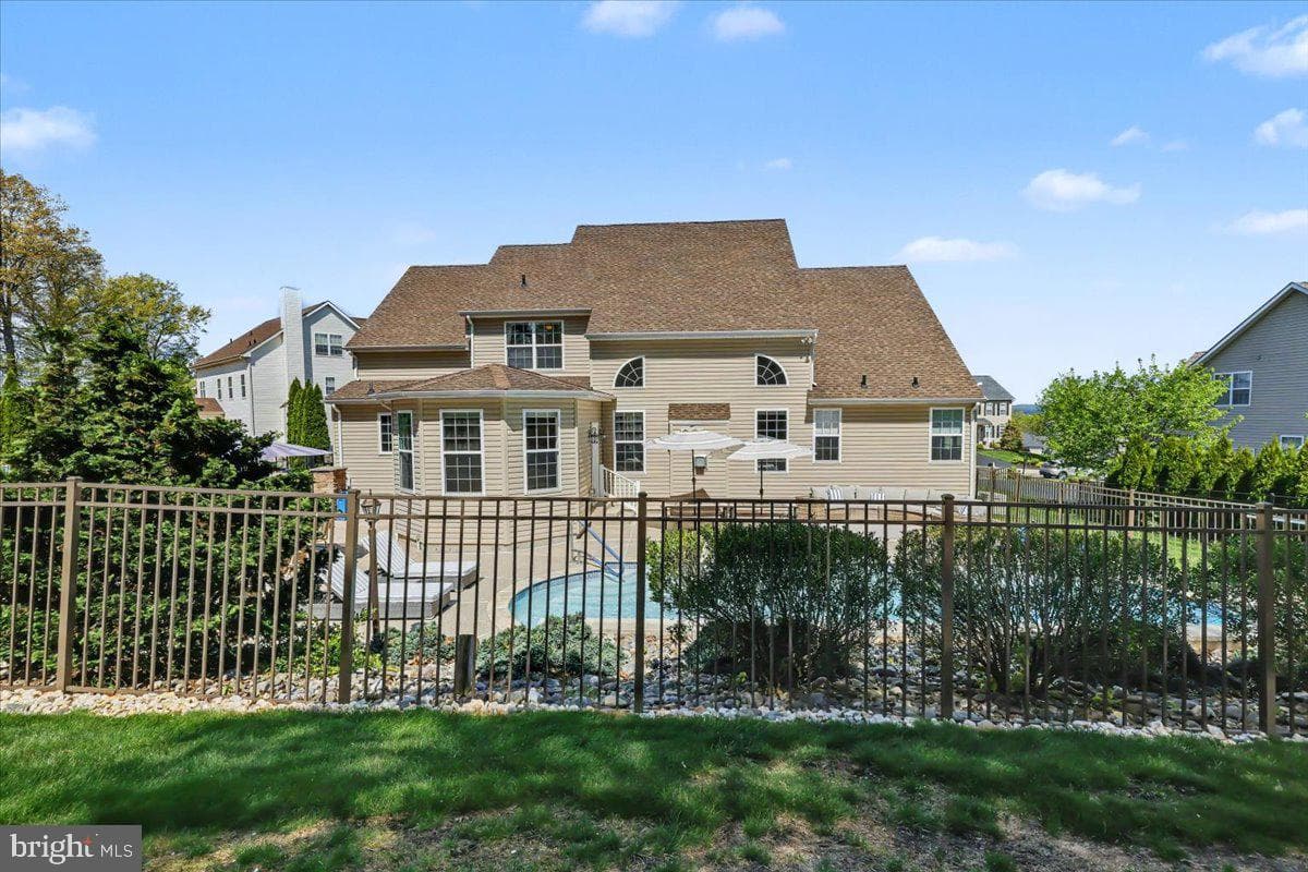 108 Matthew Lane photo 35