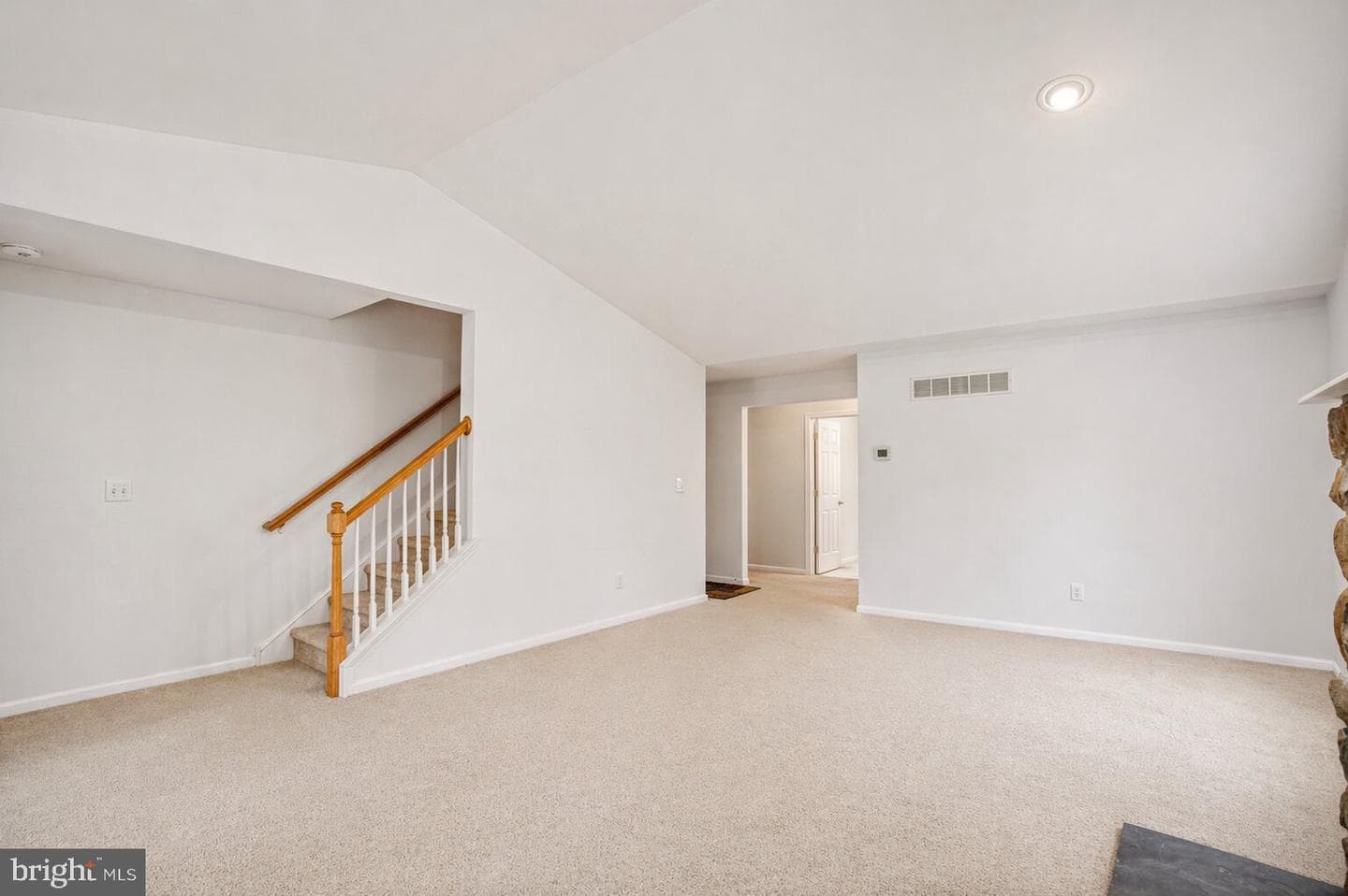 117 W Harmony Drive photo 10