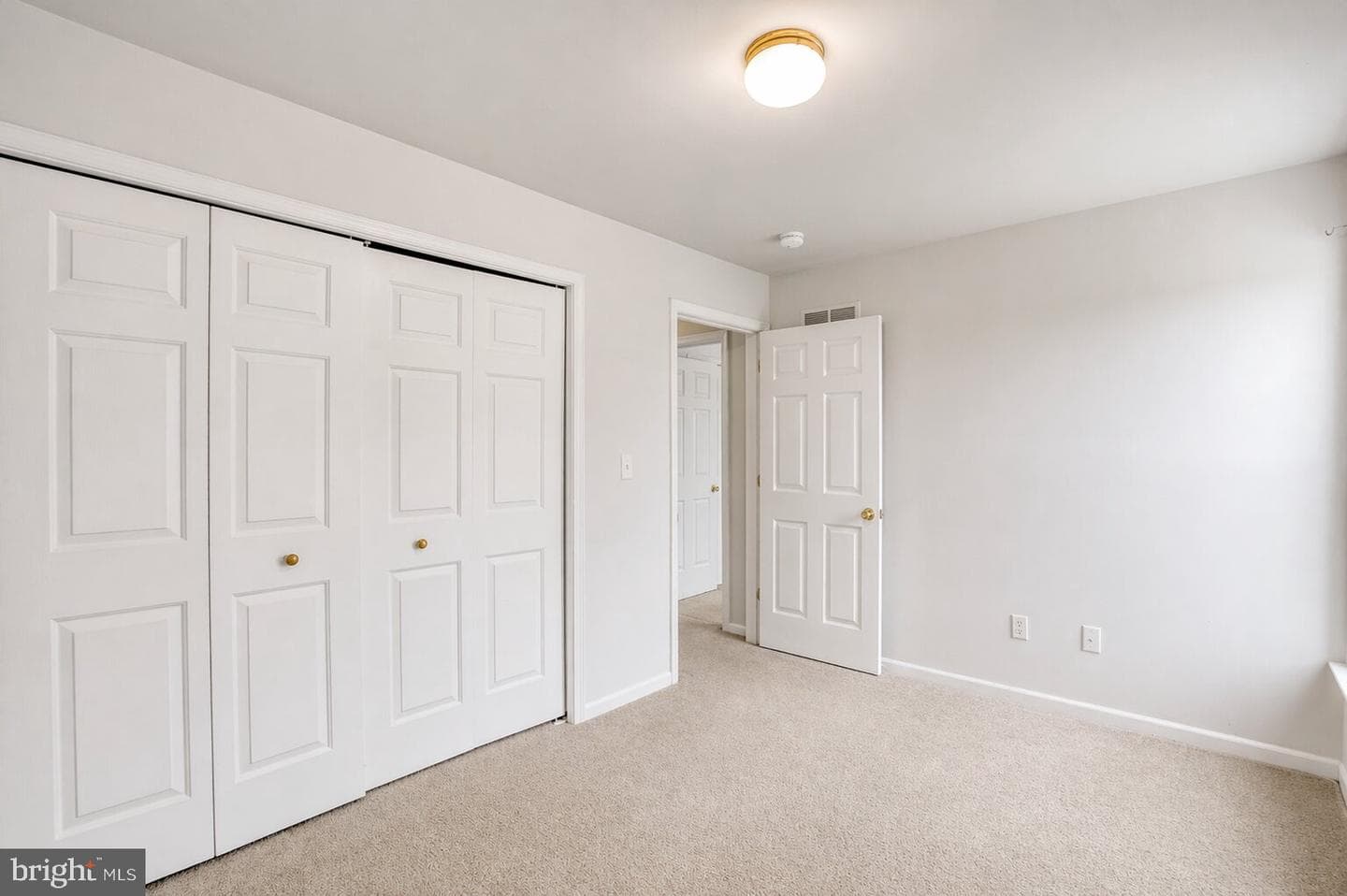117 W Harmony Drive photo 24