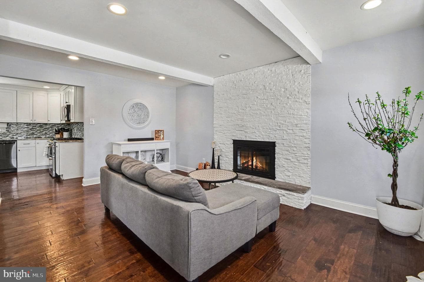 549 Norwyck Drive photo 9