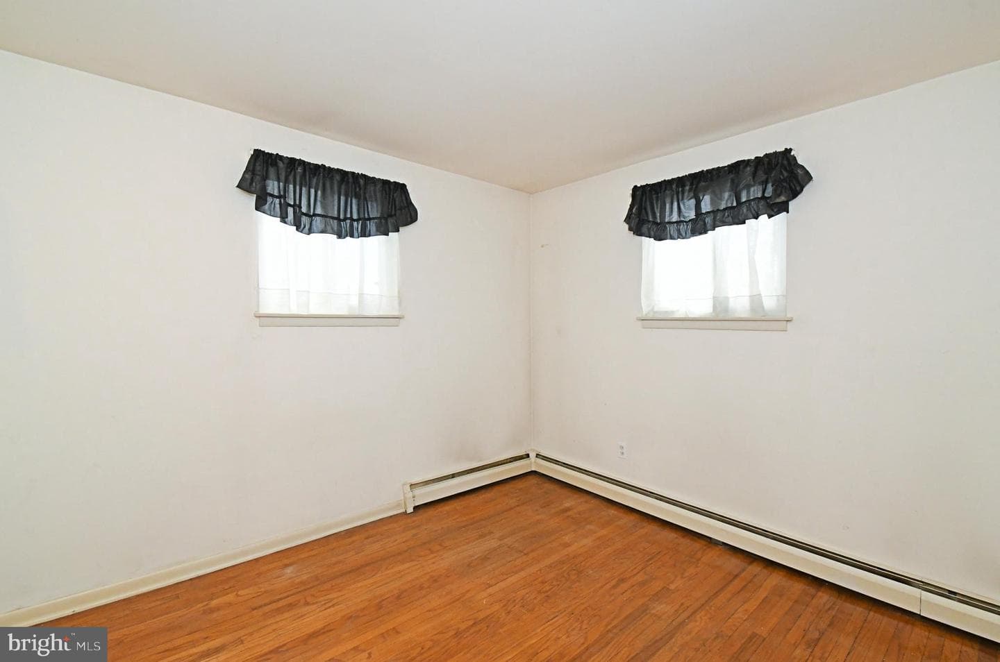 466 Cedar Street photo 22