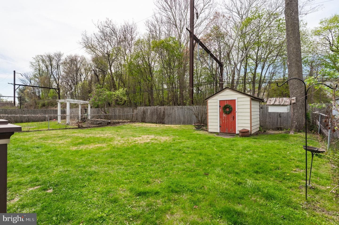 464 N Tyson Avenue photo 24