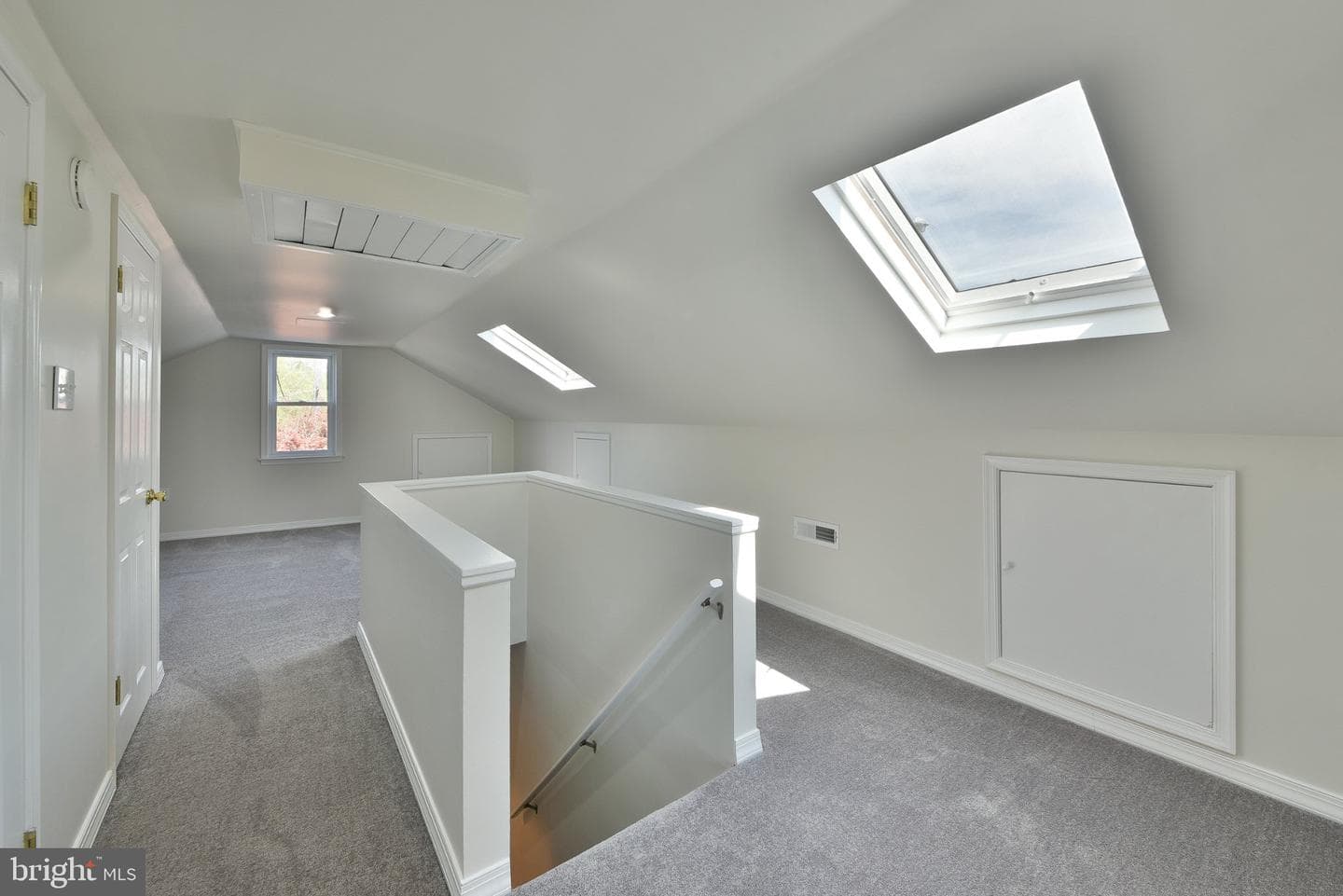 134 Shelmire Street photo 18
