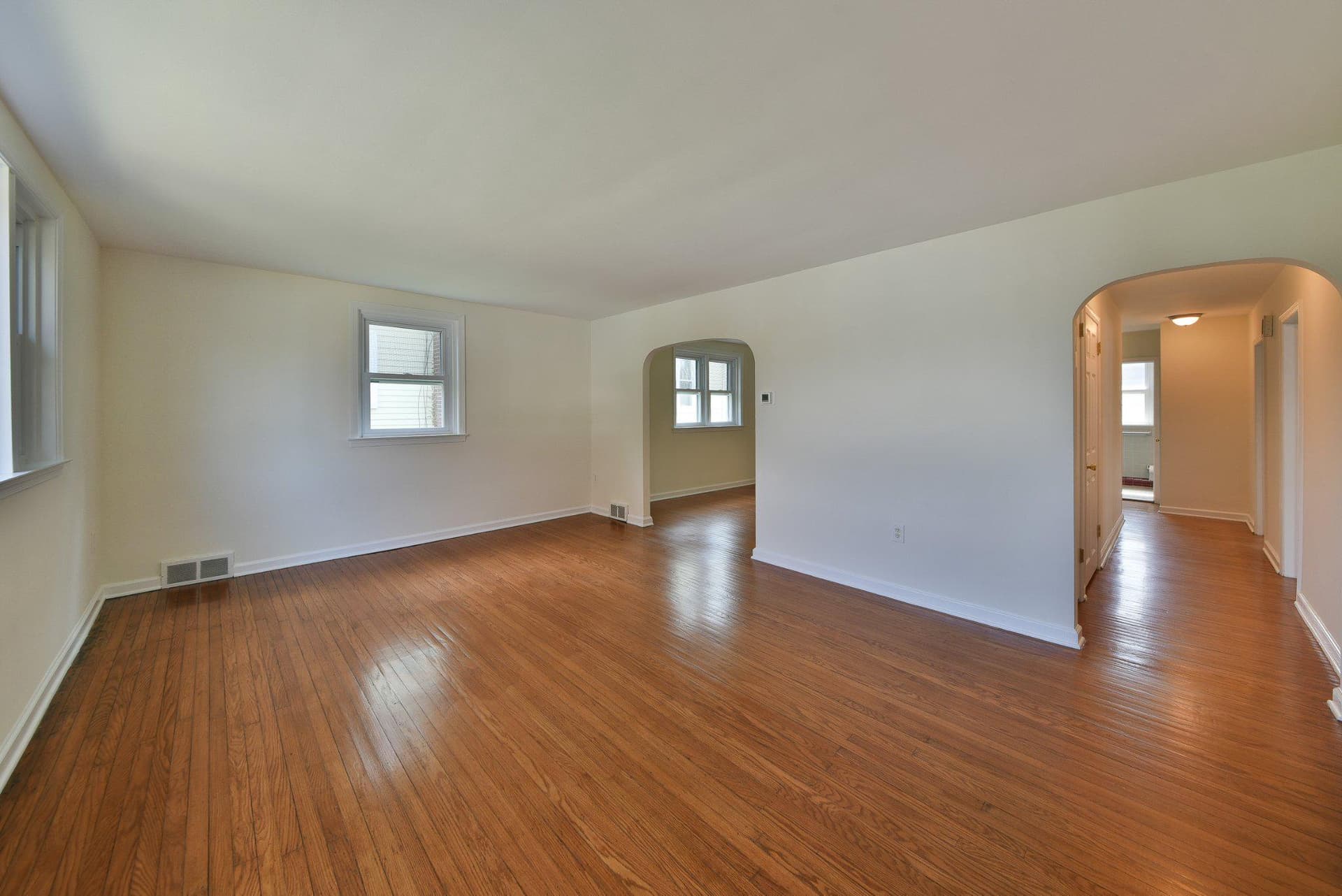 134 Shelmire Street photo 4