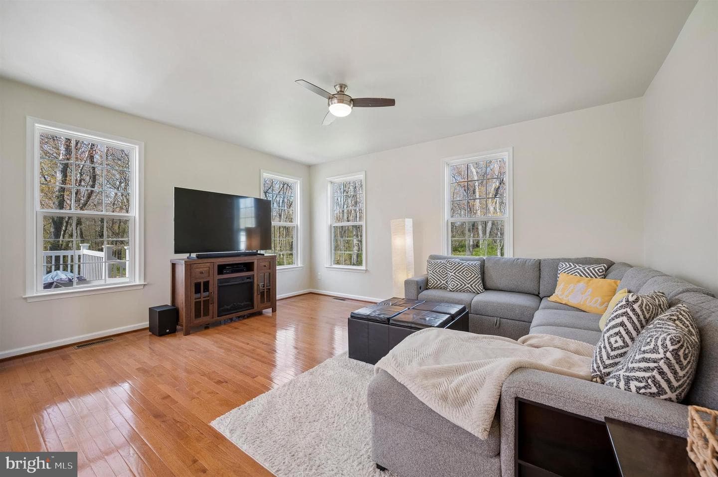 1474 N Line Street photo 11