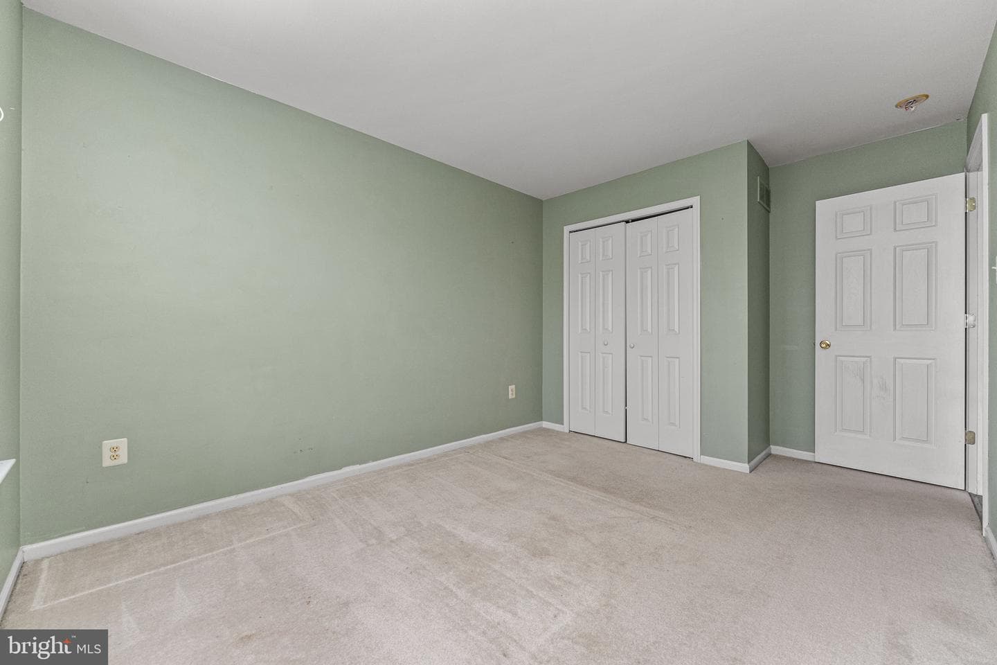 769 Hunter Drive photo 22