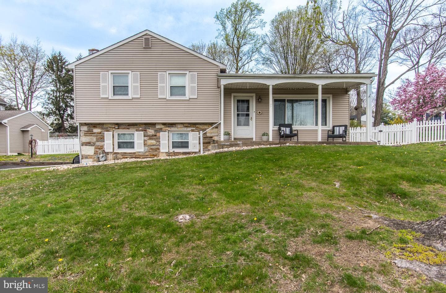 3278 Oak Road photo 2