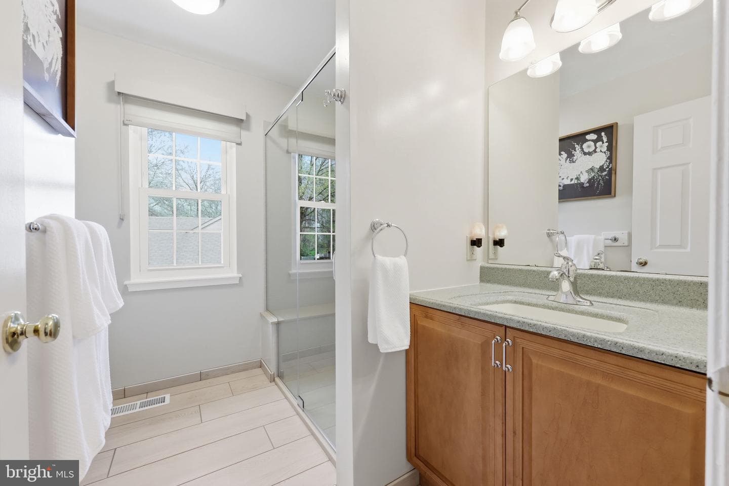 327 Abbey Lane photo 22