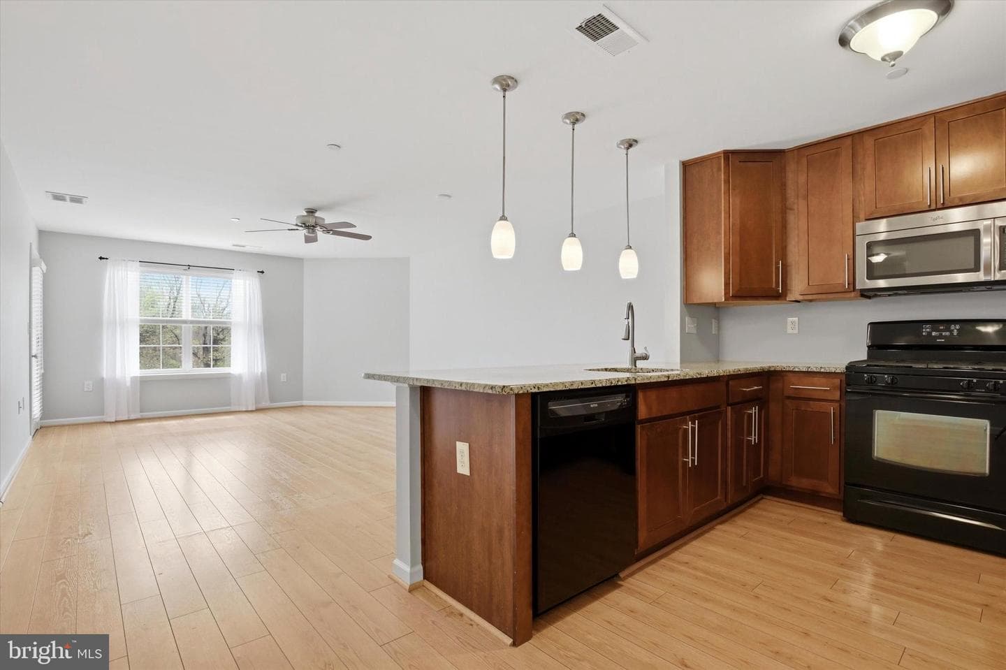 3940 Ashland Dr # 146 photo 3
