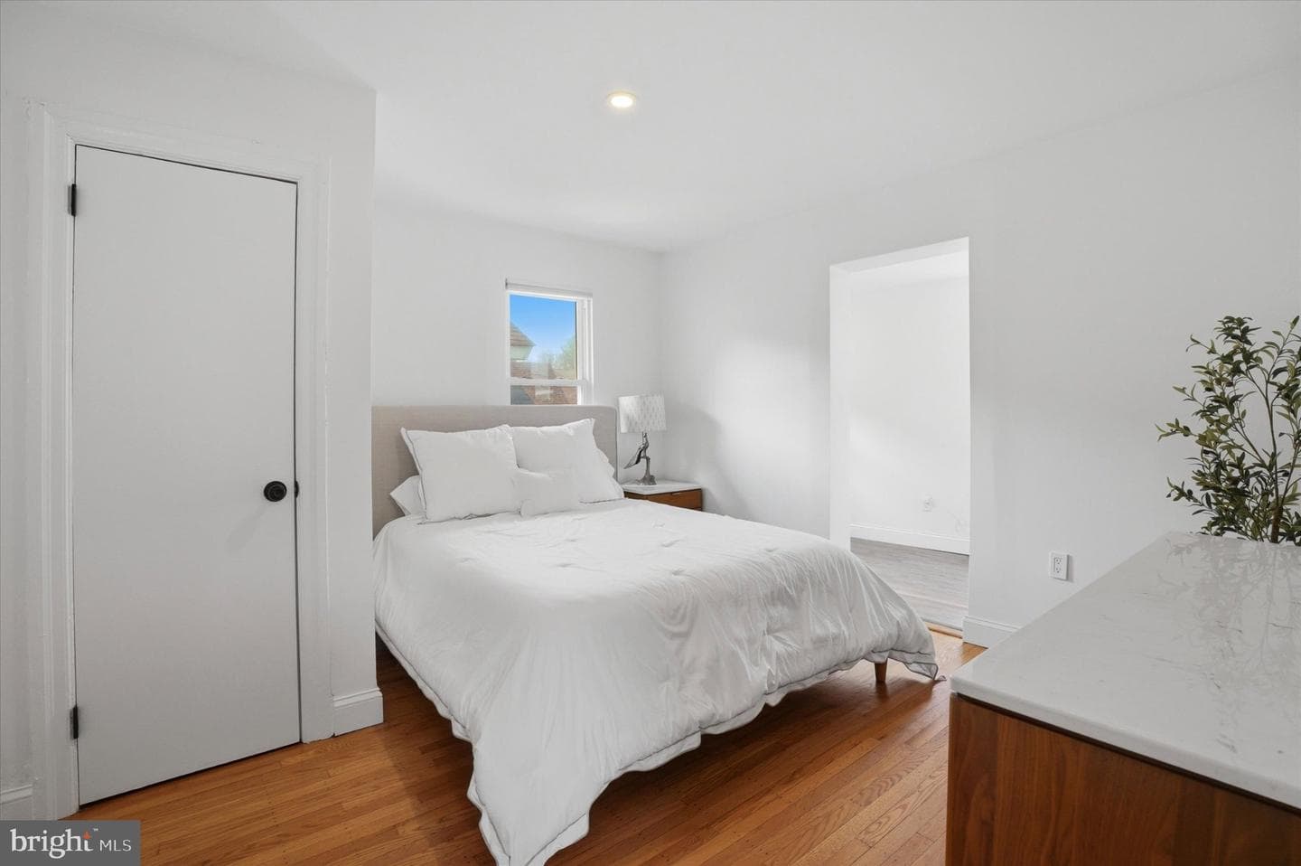 90 Greenfield Avenue photo 19