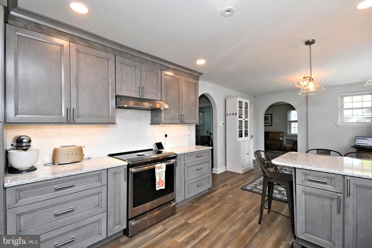 16 W Hartranft Boulevard photo 12