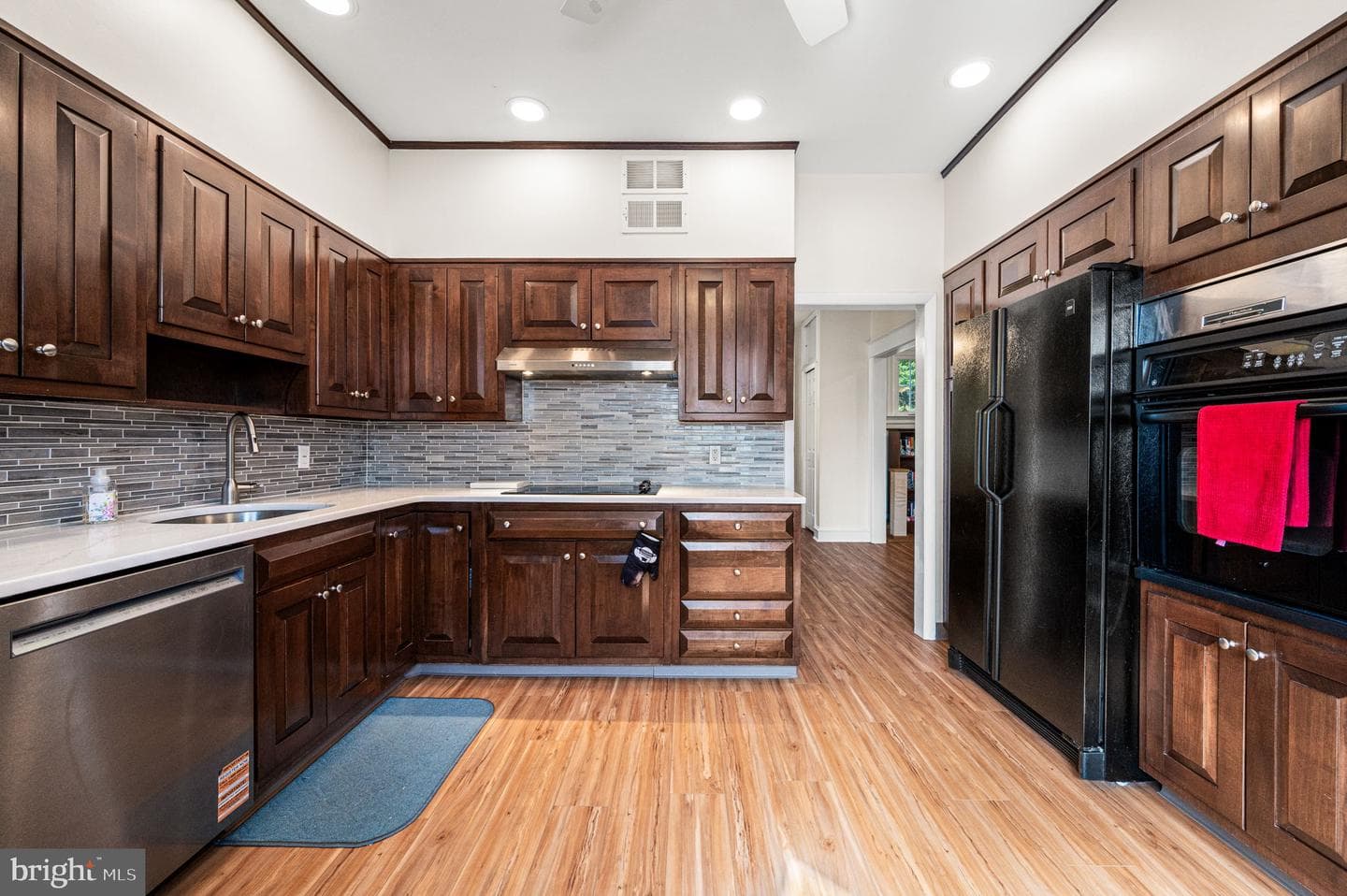 148 Holme Avenue photo 2