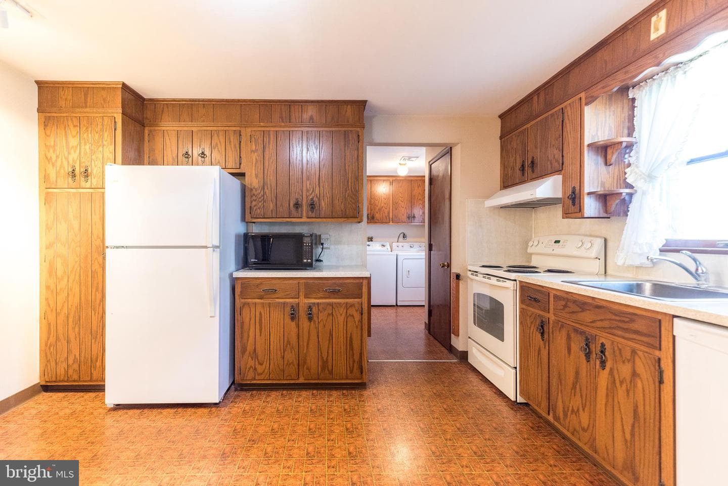 33 Onyx Lane photo 10