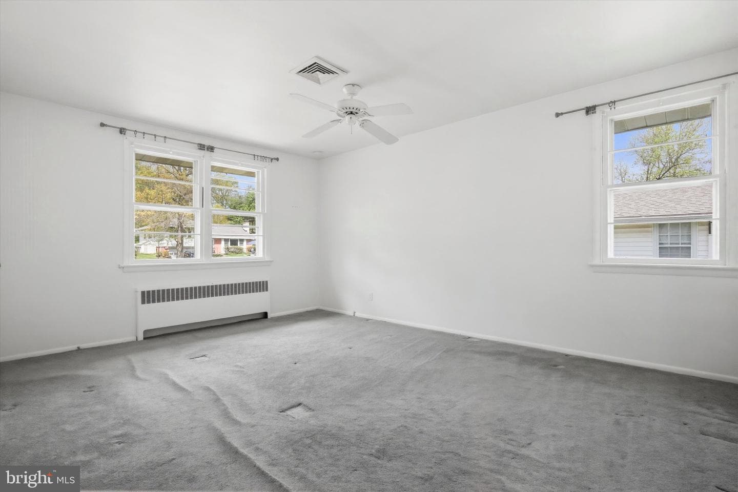 12 Betsy Lane photo 16