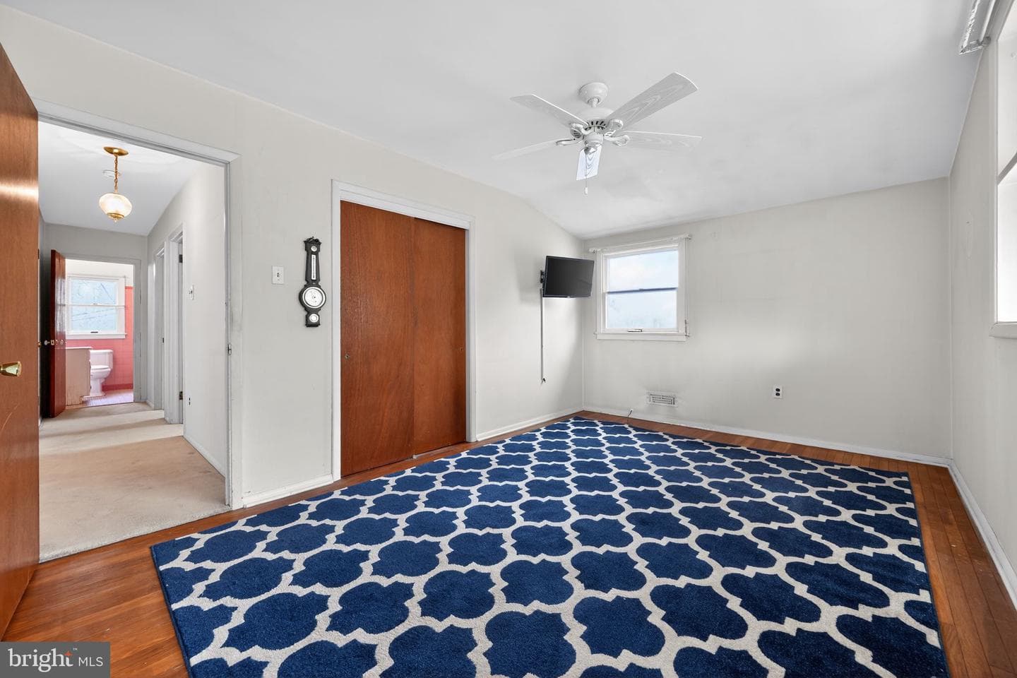 50 Ivy Lane photo 14